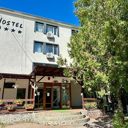 Hostel Horia Plopeni Exterior foto